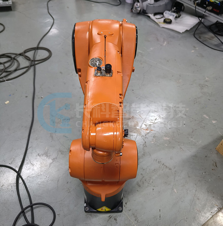 庫卡機器人KR 6 R900 sixx C異響維修 庫卡機器人KR 6 R900 sixx C異響維修